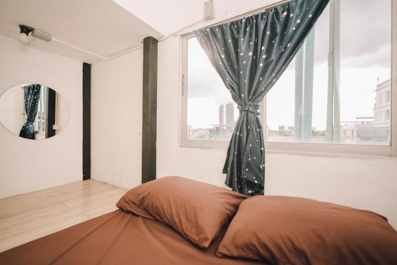 Liberta Hostel Bangkok Ngoại thất bức ảnh