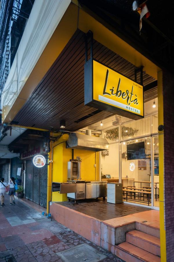 Liberta Hostel Bangkok Ngoại thất bức ảnh