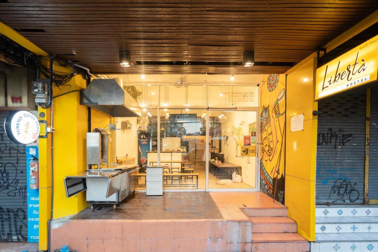Liberta Hostel Bangkok Ngoại thất bức ảnh