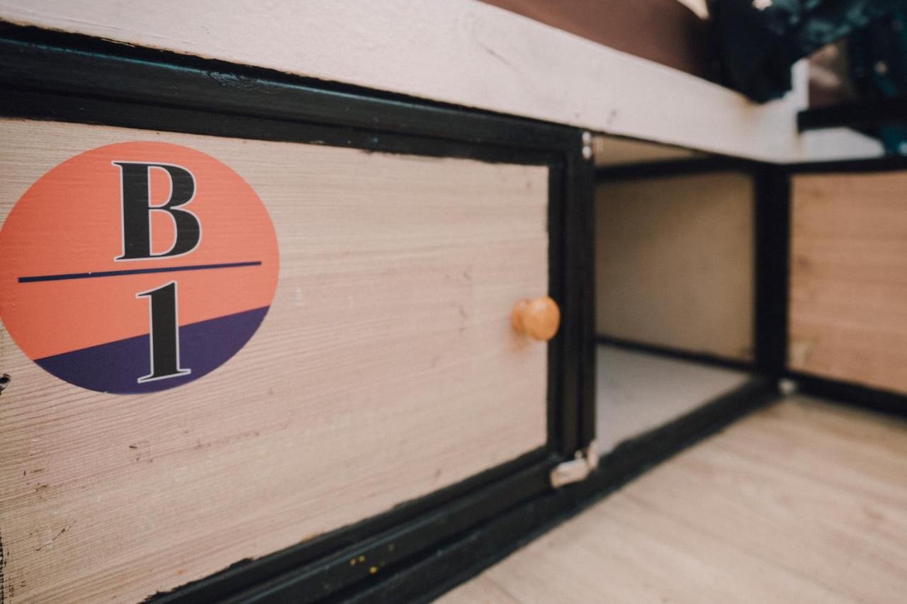 Liberta Hostel Bangkok Ngoại thất bức ảnh