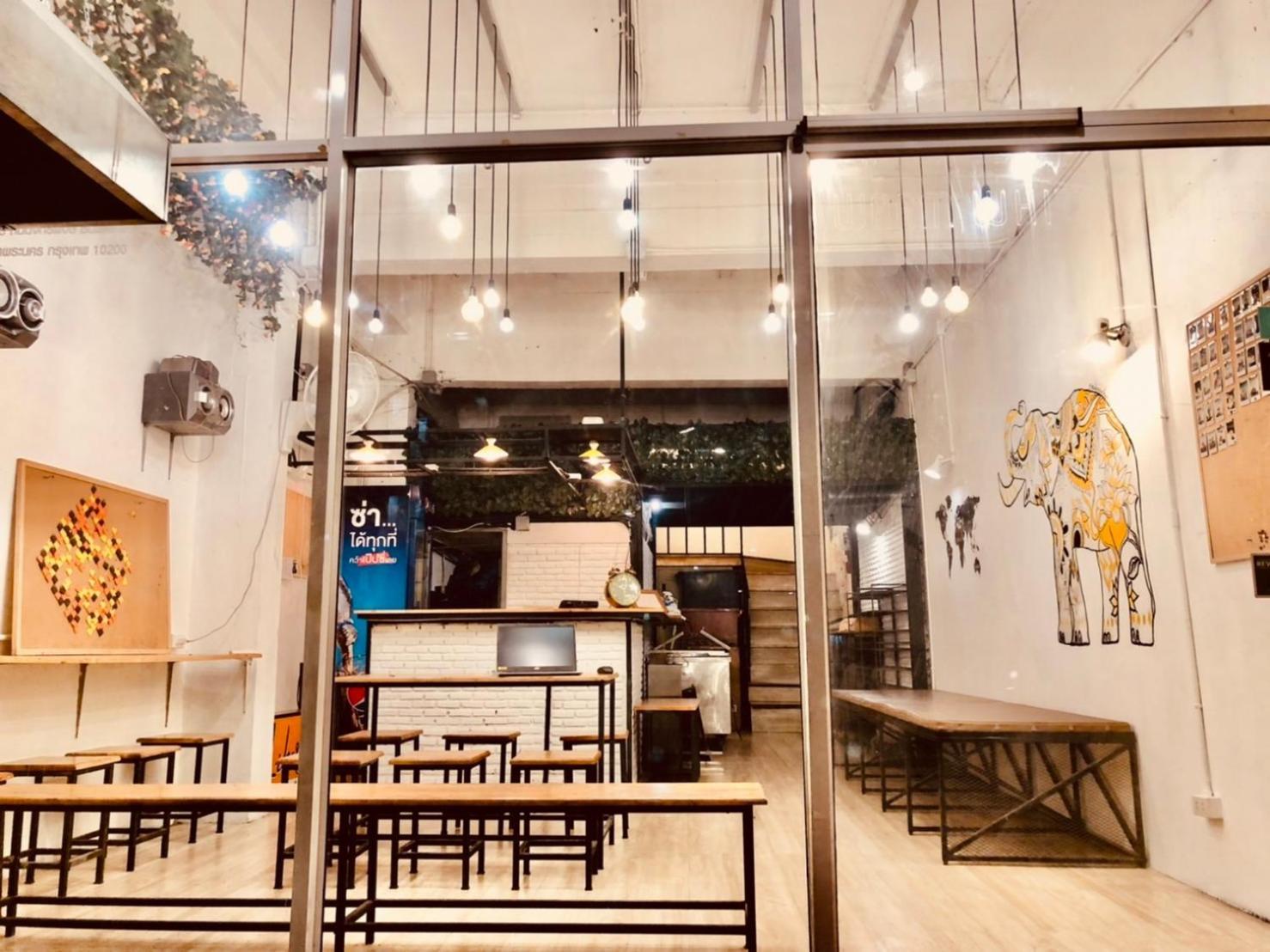 Liberta Hostel Bangkok Ngoại thất bức ảnh